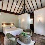 Schlafzimmer nika island resort spa malediven