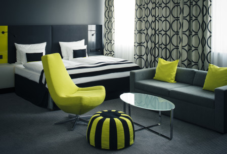 DEBEAND_Executive Room_lo