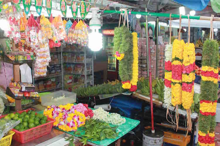 Blumenstand in Little India Singapur