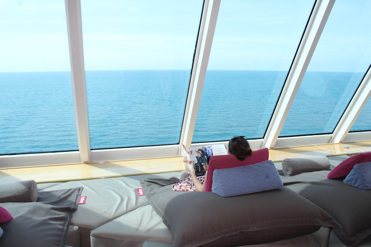 Relaxen in der Himmel und Meer Lounge Mein Schiff 1