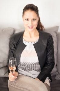 silvia_couch_prosecco